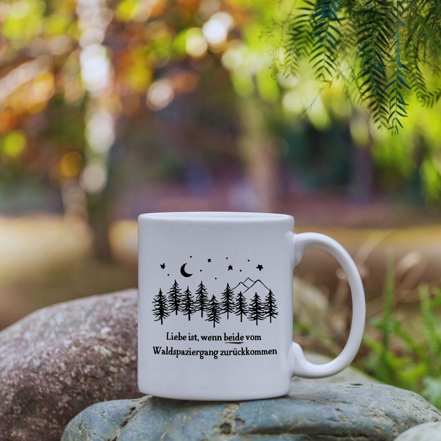 Tasse "Liebe ist, wenn beide vom Waldspaziergang zurückkommen" - Lustige Spruch Tasse für Verliebte - TassenFrollein